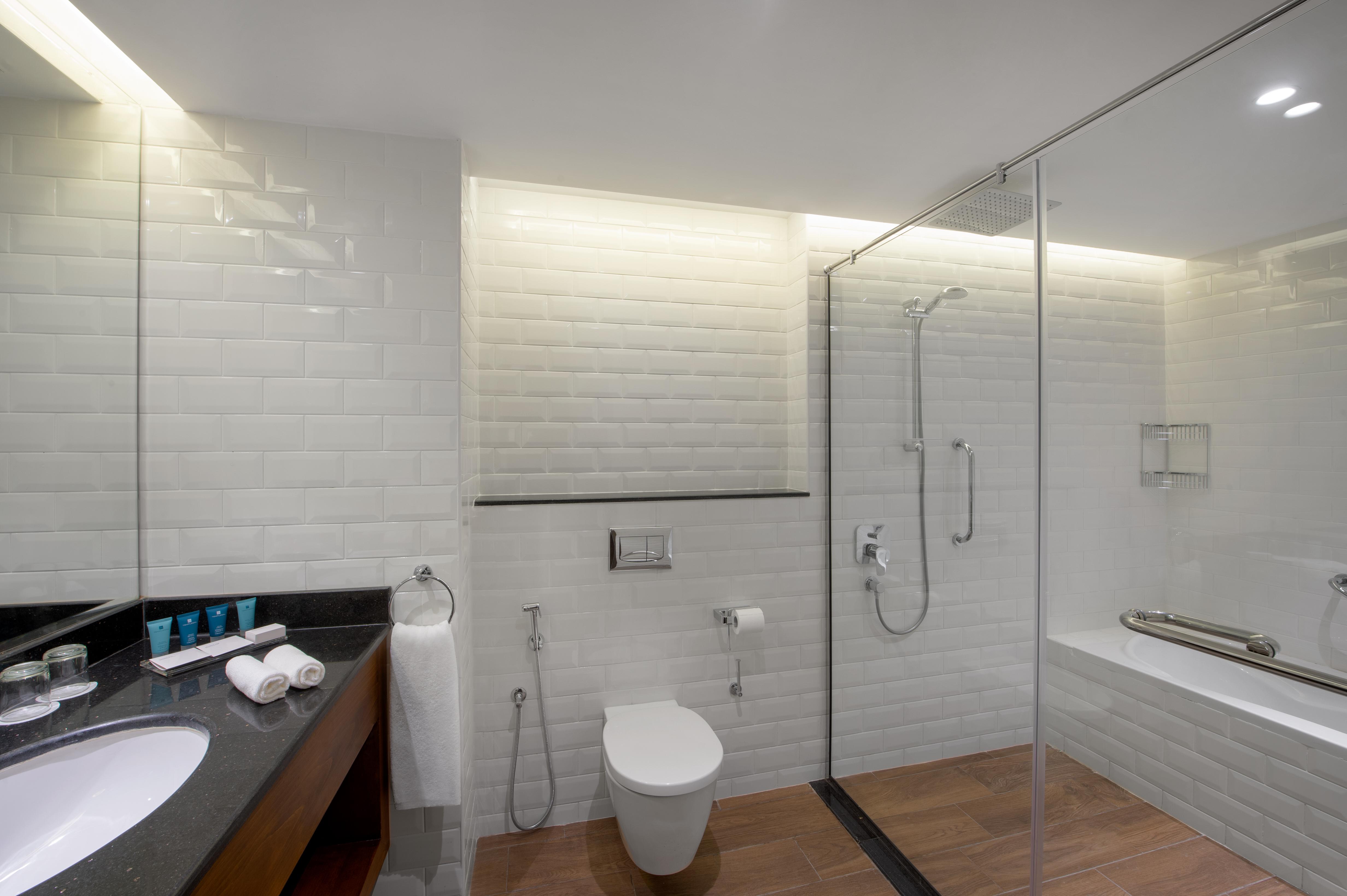 מלון Wyndham Garden Muscat Al Khuwair מראה חיצוני תמונה