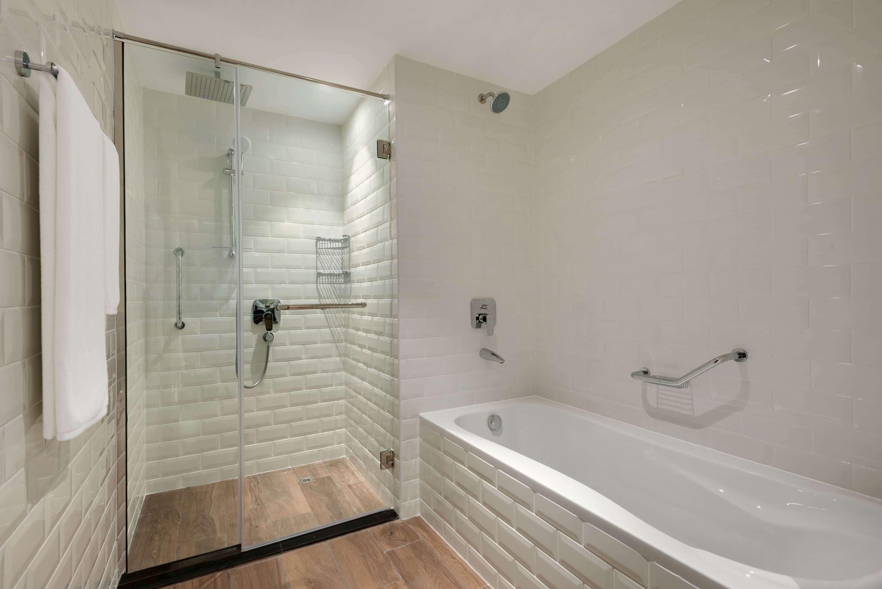 מלון Wyndham Garden Muscat Al Khuwair מראה חיצוני תמונה