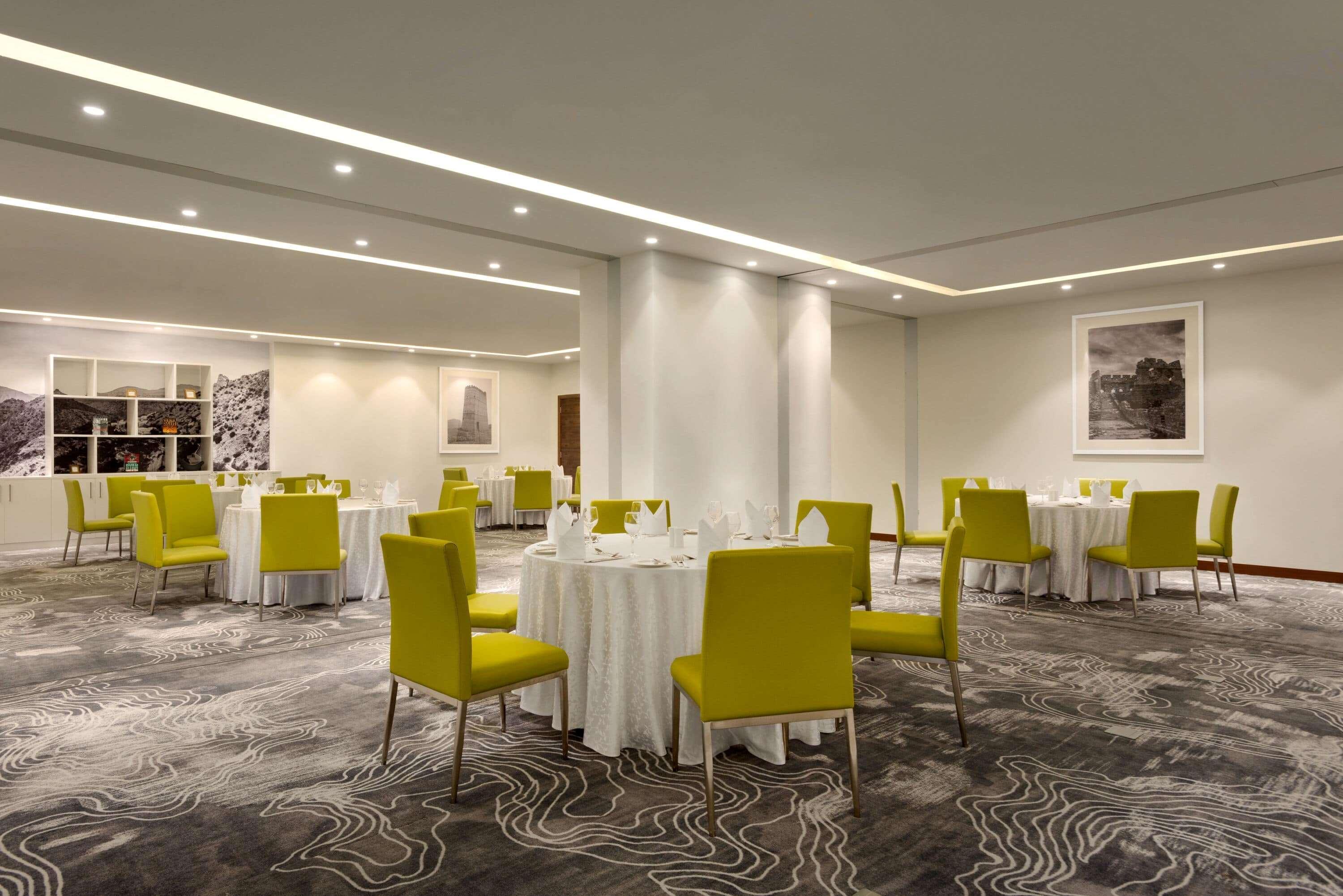 מלון Wyndham Garden Muscat Al Khuwair מראה חיצוני תמונה